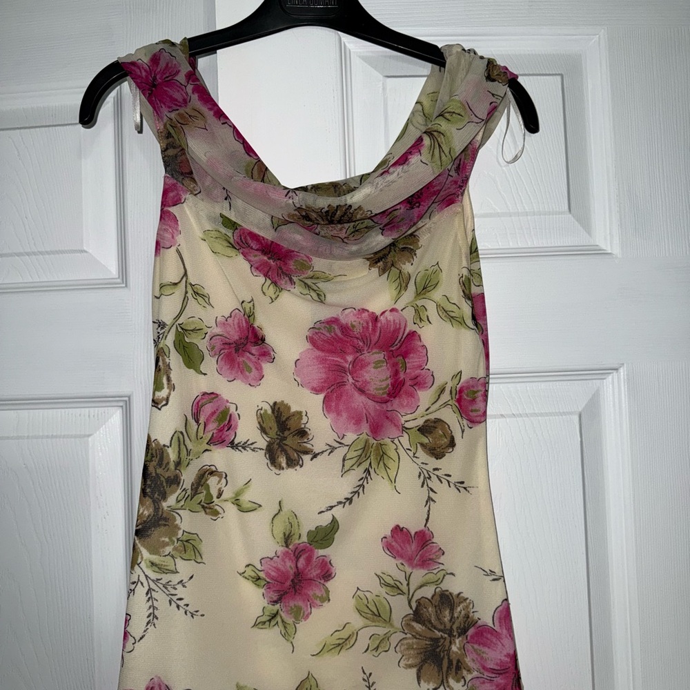 Vintage Floral Sleeveless Dress with Pink and Brown Flowers